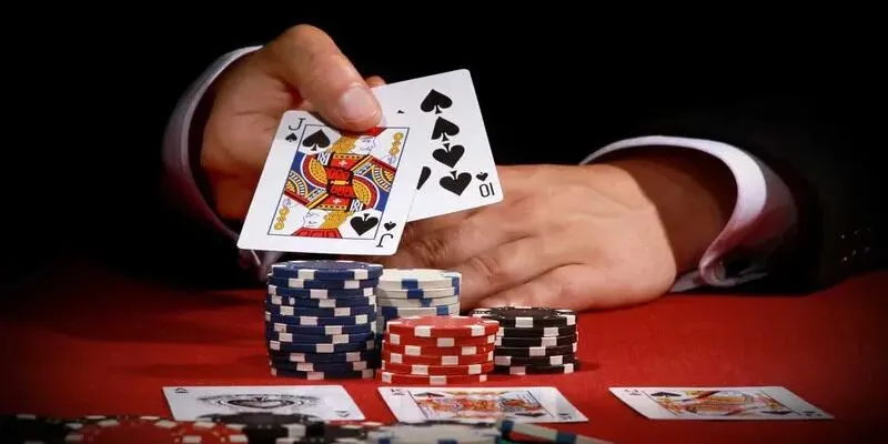 Thùng phá sảnh Poker cực nhận biết cực nhanh